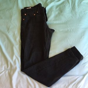 Black 32x32 Levi jeans 511